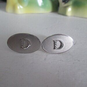 Vintage Cufflinks Oval Monogrammed D Diamond Cut Silver tone‎